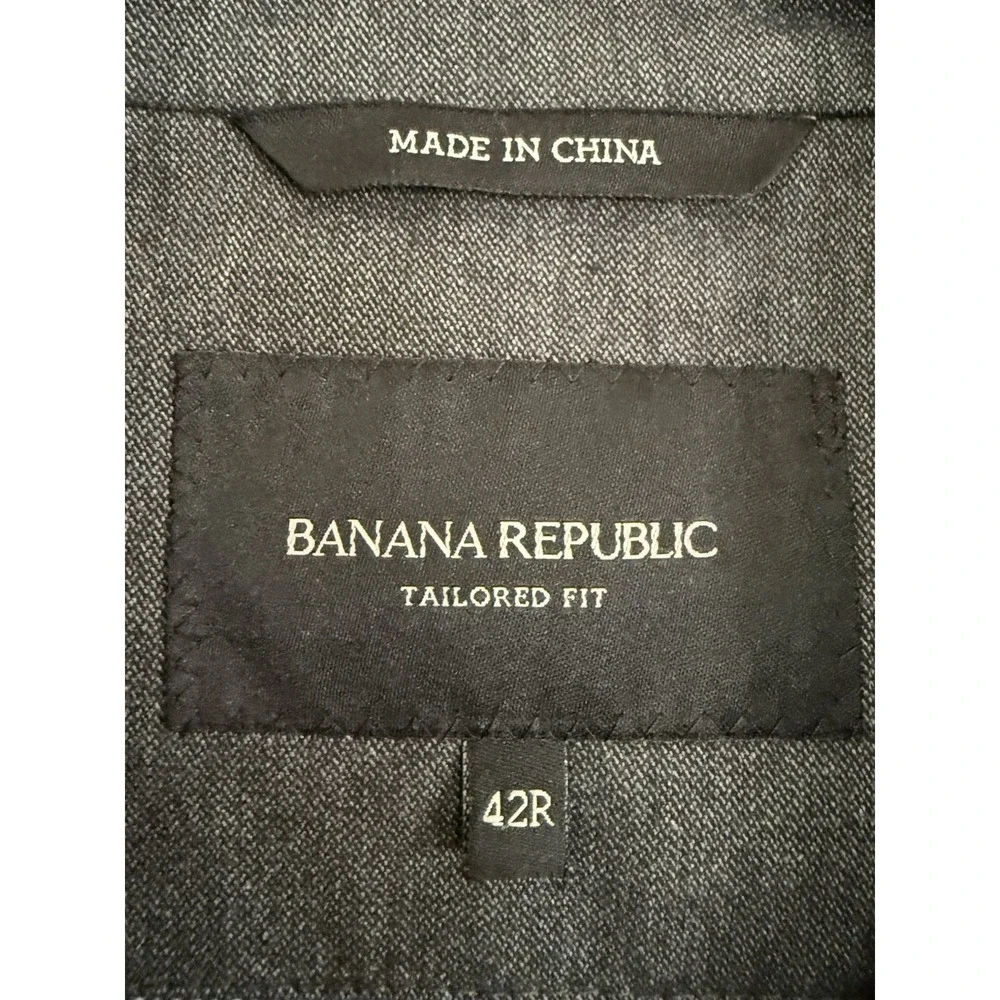 Banana Republic Tailored Fit Light Grey Suit Jacket 42R